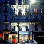 Acacia Hotel