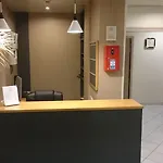 Acacia Hotel