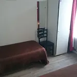 Acacia Hotel