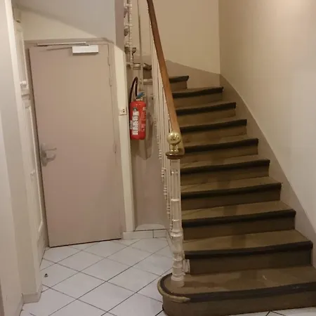 Acacia Hotel 3*